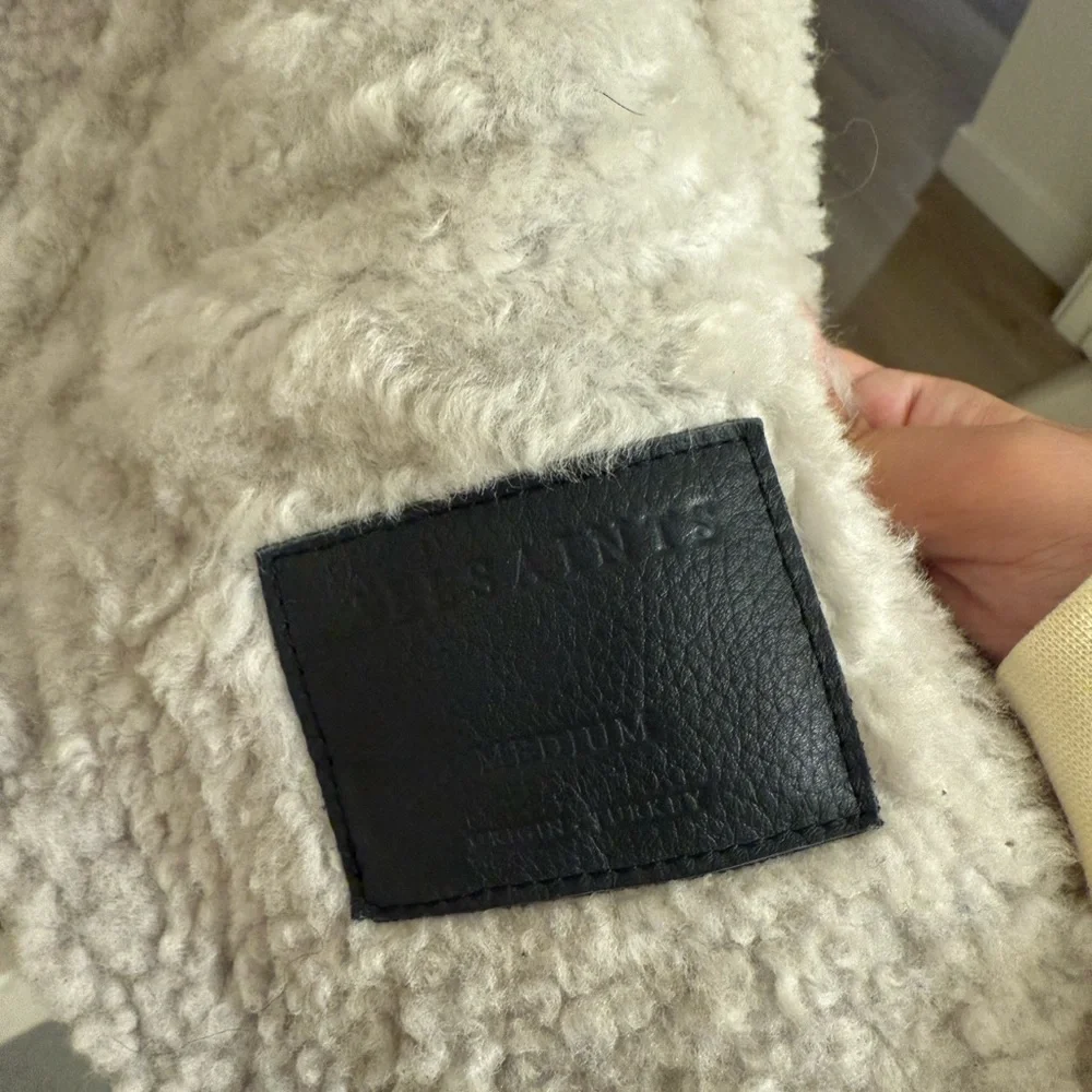 Black and Cream Shearling Leather Jacket - Picture 4 of 9